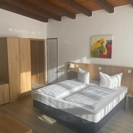 Bodenseehotel Krone & Gaestehaus Bodman-Ludwigshafen