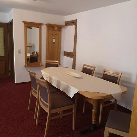 Bodenseehotel Krone & Gaestehaus 호텔 3*