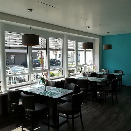 Bodenseehotel Krone & Gaestehaus 3*