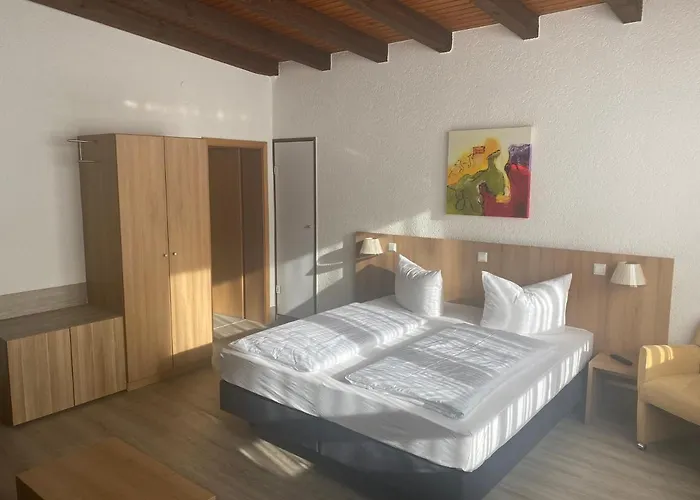 Bodenseehotel Krone & Gaestehaus Bodman-Ludwigshafen