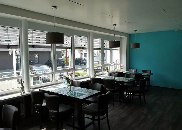 Bodenseehotel Krone & Gaestehaus 3*